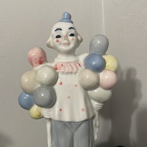 Music Box Porcelain Vintage 9” Clown With Balloons 360 Degrees Rotating